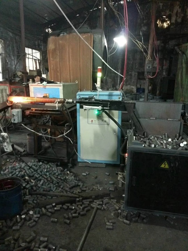 感應(yīng)加熱設(shè)備http://m.1114shj.cn/